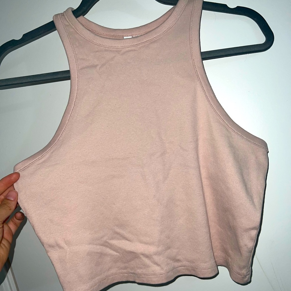 DIVIDED CROP TOP